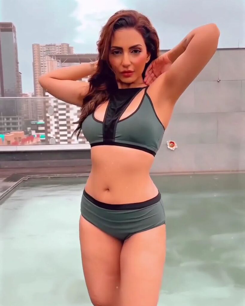 Navina Bole hot pic