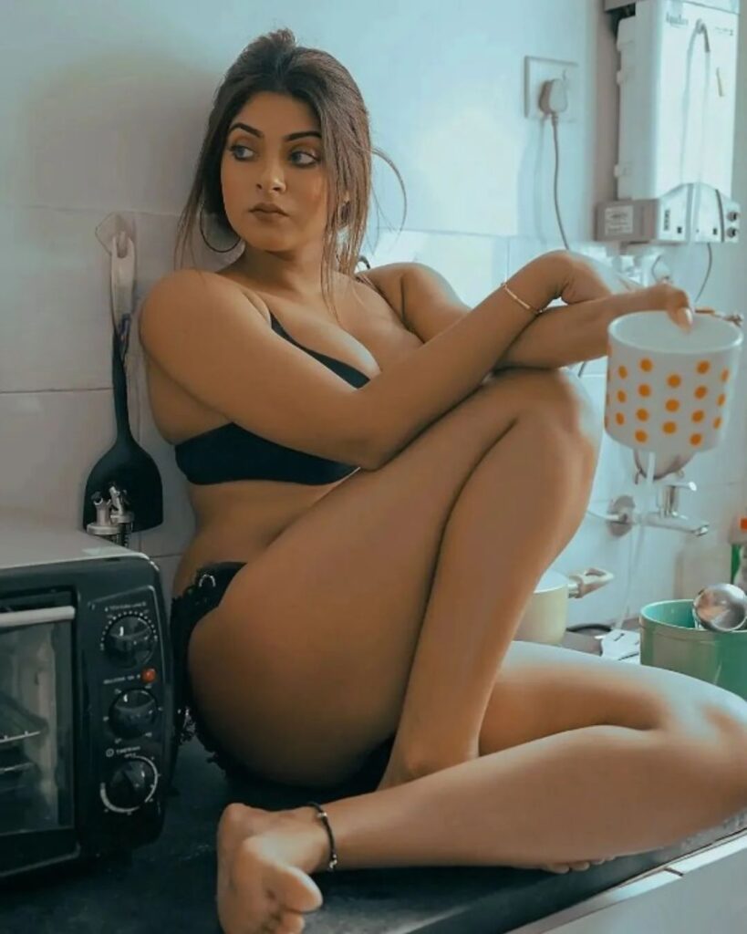 Chandrika Desai naked image